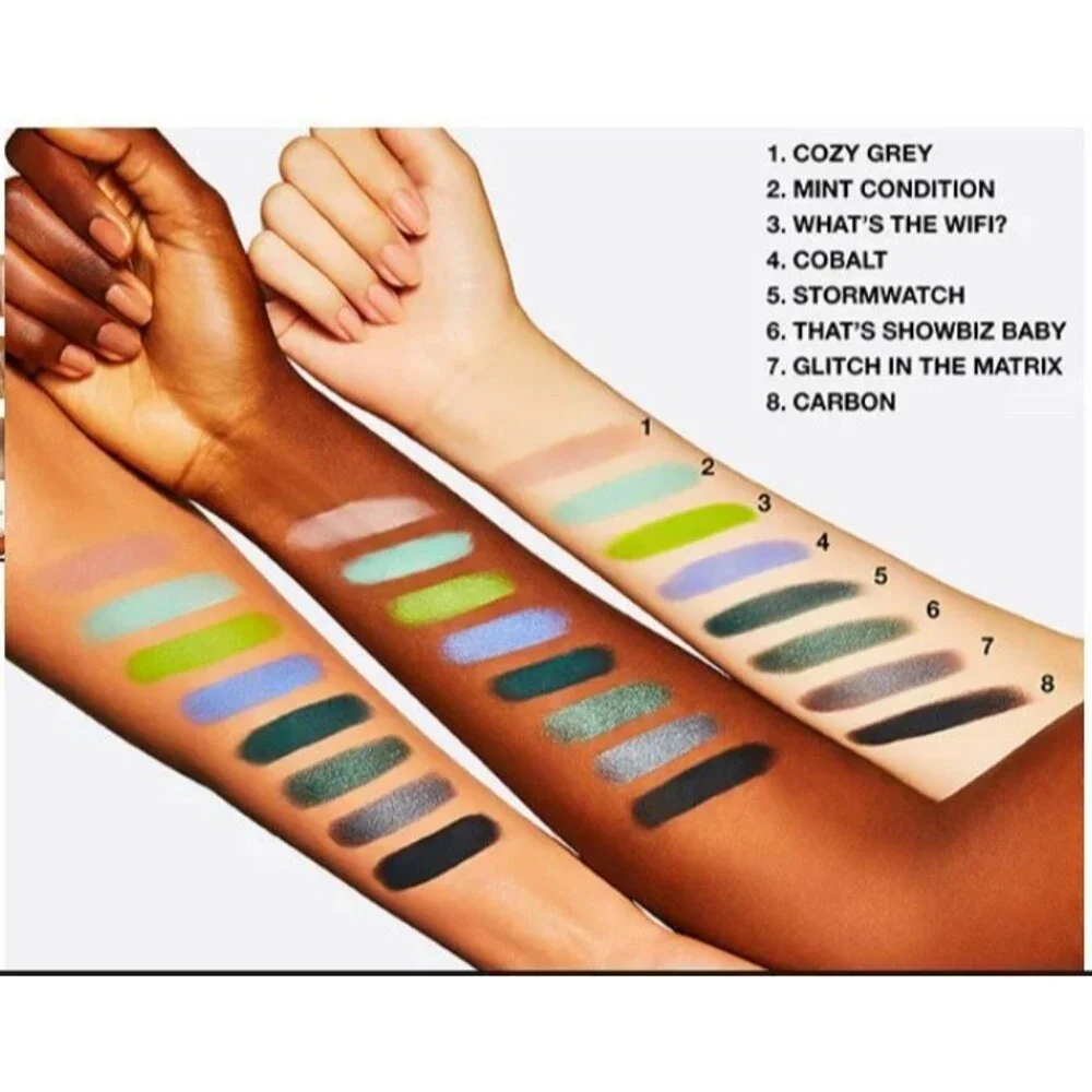 MAC GLITCH IN THE MATRIX Eye Shadow~ Grey Metalic Frost ~ Pro Palette Pan Refill